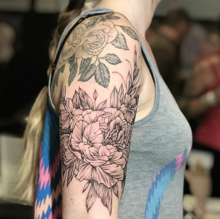 Tattoos - Floral Shoulder Cap Addition. Instagram @MichaelBalesArt - 132551